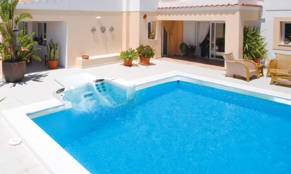 家庭别墅游泳池设备要怎么选择？