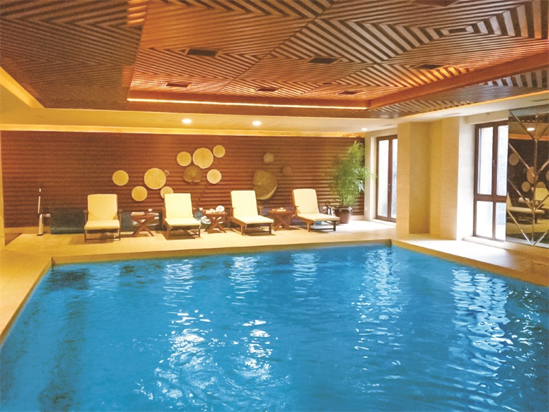 戴思乐打造别墅地下室恒温游泳池，让您尽享舒适游泳体验！